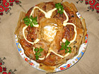 Снимка 1 от рецепта за Кексов венец с пилешко, гъби и още вкусове