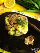 Снимка 1 от рецепта за Картофена салата с кралски печурки, див чесън и мащерка