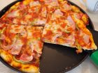Снимка 5 от рецепта за Домашна пица с готово тесто