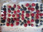 Снимка 2 от рецепта за Лятна бисквитена торта с горски плодове