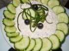 Снимка 2 от рецепта за Салата от пресни краставици и извара с орехи