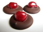 Снимка 1 от рецепта за Шоколадови бонбони със захаросани череши