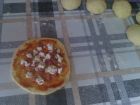 Снимка 4 от рецепта за Закуски-кошници със сирене, колбас, апетитка и чубрица