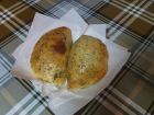Снимка 2 от рецепта за Затворени питки със сирене на фурна