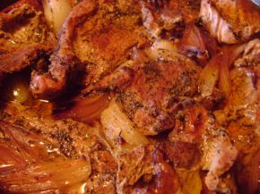 Снимка 1 от рецепта за Свинско с лук на фурна
