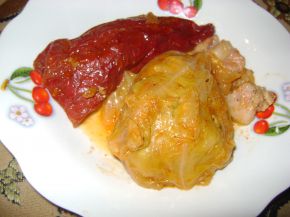 Снимка 1 от рецепта за Сарми и чушки с кълцано месо