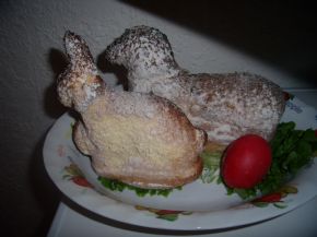 Снимка 1 от рецепта за Великденски заек и агне във форми за печене