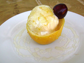 Снимка 1 от рецепта за Лимонов сладолед