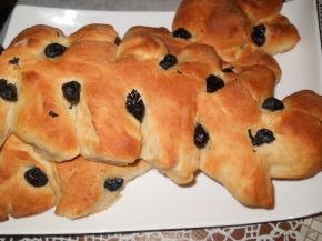 Снимка 1 от рецепта за Празнични хлебчета с маслини