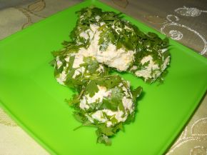 Снимка 1 от рецепта за Топки със сирене и варени яйца