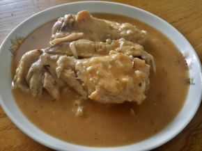 Снимка 1 от рецепта за Манджичка с пилешки крилца