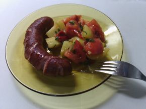 Снимка 1 от рецепта за Салата с варени картофи и домати