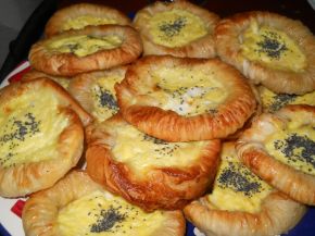 Снимка 8 от рецепта за Банички - слънчогледи