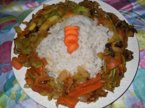 Снимка 2 от рецепта за Бял ориз със зеленчуци на тиган