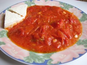 Снимка 2 от рецепта за Чушки с доматен сос