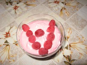 Снимка 2 от рецепта за Домашен малинов сладолед