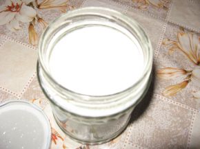 Снимка 2 от рецепта за Домашно кисело мляко