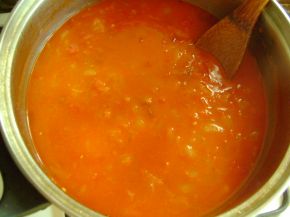 Снимка 2 от рецепта за Доматен сос с лук