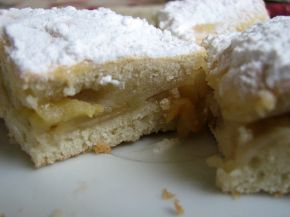 Снимка 1 от рецепта за Ябълков сладкиш