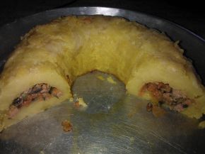 Снимка 3 от рецепта за Картофен кекс с плънка