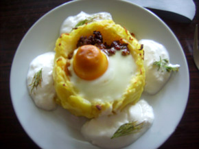 Снимка 3 от рецепта за Картофени гнезда