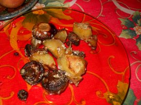 Снимка 2 от рецепта за Картофи, гъби и сметана на фурна
