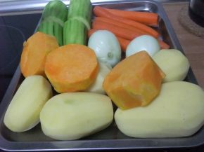 Снимка 2 от рецепта за Крем супа от тиквички, картофи, моркови и тиква