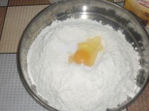 Снимка 9 от рецепта за Малки солени кифлички