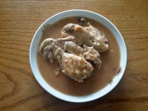 Снимка 2 от рецепта за Манджичка с пилешки крилца