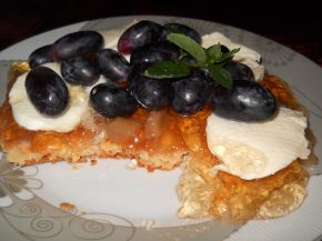 Снимка 4 от рецепта за Маслена бисквита с желе от круши, моцарела и грозде