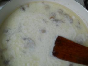 Снимка 2 от рецепта за Мини палачинки с гъби със сметанов сос