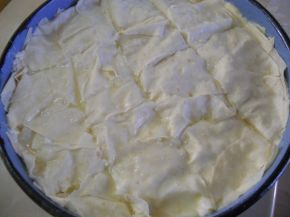 Снимка 3 от рецепта за Наложена баница със сирене и лимонада