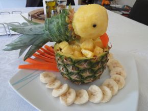 Снимка 2 от рецепта за Папагал от ананас
