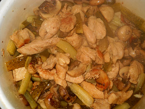 Снимка 2 от рецепта за Пиле `Жулиен`