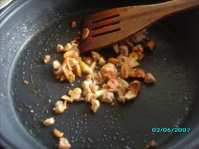 Снимка 5 от рецепта за Пиле с чеснов сос и крутони