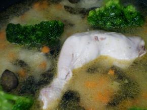 Снимка 3 от рецепта за Пиле с ориз, маслини и броколи