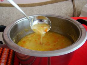 Снимка 2 от рецепта за Пилешка супа без застройка
