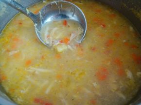 Снимка 3 от рецепта за Пилешка супа без застройка