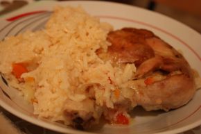 Снимка 7 от рецепта за Пилешки бутчета и крилца  с ориз