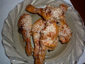 Снимка 6 от рецепта за Пилешки крилца с мед и сусам