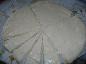 Снимка 3 от рецепта за Питка с орехи и сирене