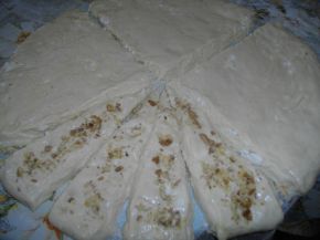 Снимка 4 от рецепта за Питка с орехи и сирене