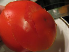 Снимка 3 от рецепта за Розички от домати