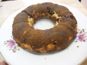 Снимка 3 от рецепта за Шоколадов кекс с череши и крема сирене