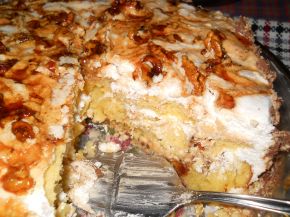 Снимка 4 от рецепта за Сметанова торта с карамелизирани орехи