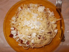 Снимка 3 от рецепта за Спагети с варени яйца, сирене и кашкавал