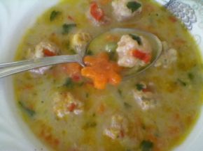 Снимка 4 от рецепта за Супа с шарени кюфтенца и зеленчуци