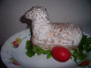 Снимка 3 от рецепта за Великденски заек и агне във форми за печене