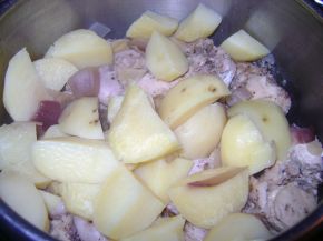 Снимка 4 от рецепта за Задушен заек в марина