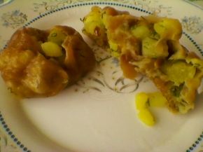 Снимка 6 от рецепта за Запечени `пелмени` с плънка от картофи, копър и слънчоглед